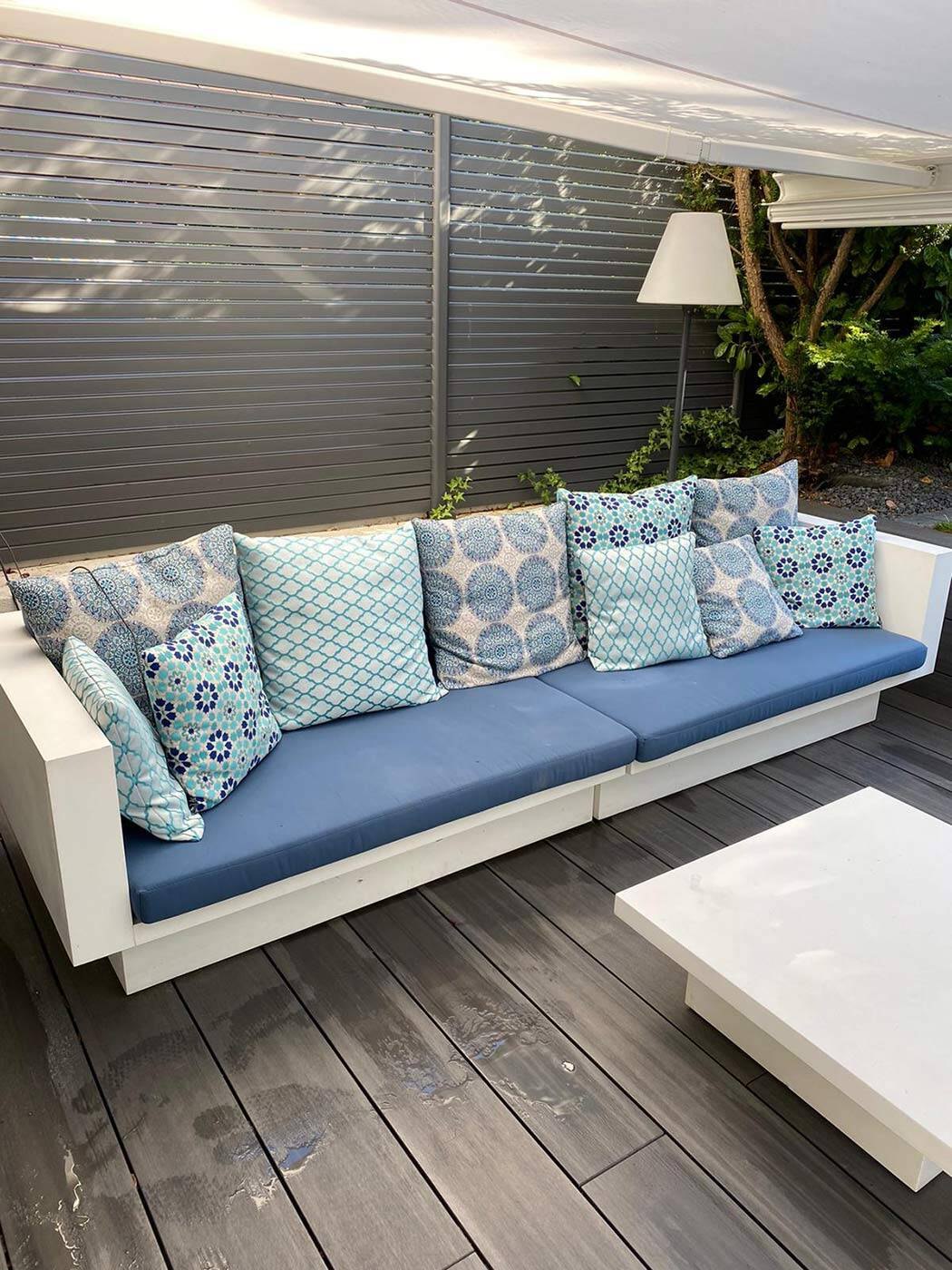 Outdoor-Lounge am Pool – Ansicht 4